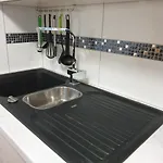 Moderne Einliegerwohnung Amara - Am Bodensee شقة فريدريشسهافن