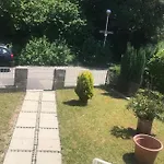 شقة Moderne Einliegerwohnung Amara - Am Bodensee فريدريشسهافن
